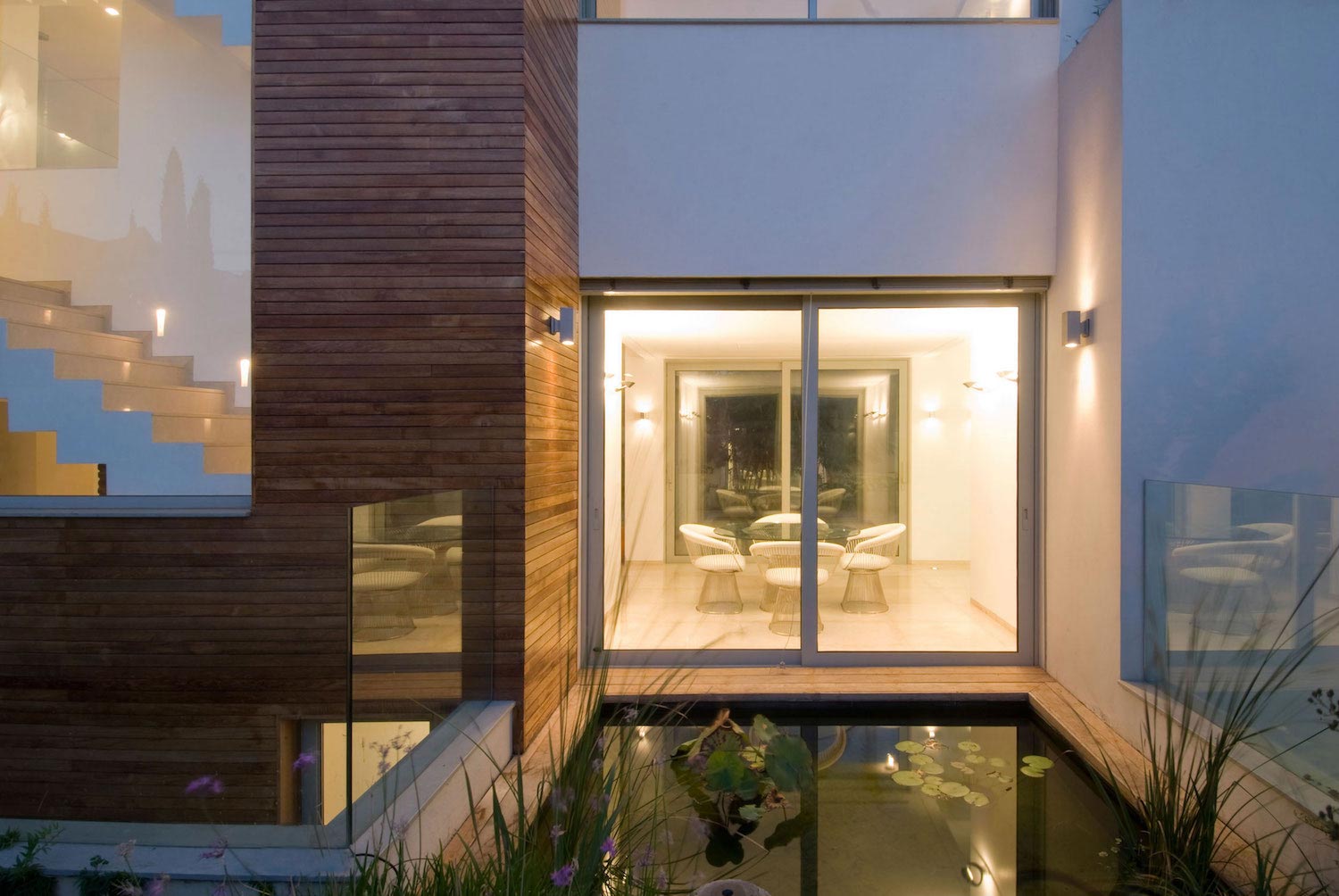 以色列拉马特哈沙龙区的半透明住宅设计-24