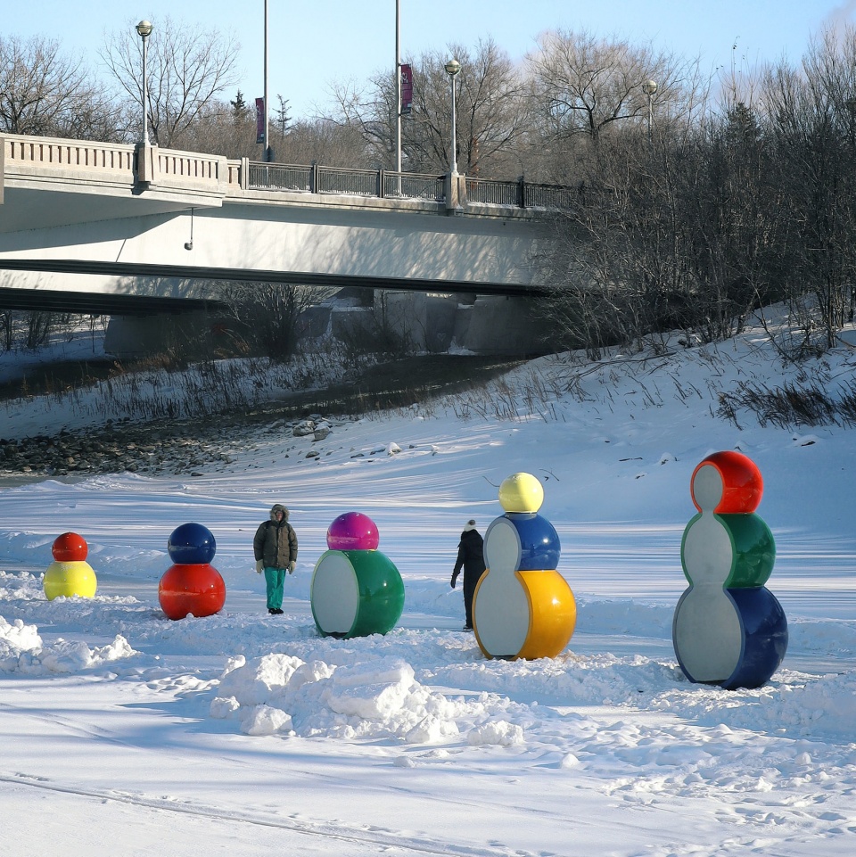 加拿大“天气预报员”取暖小屋，温暖冬日记忆-11