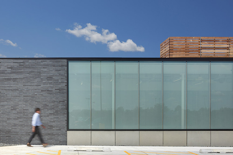 Career Academy of Pella  Neumann Monson Architects-17