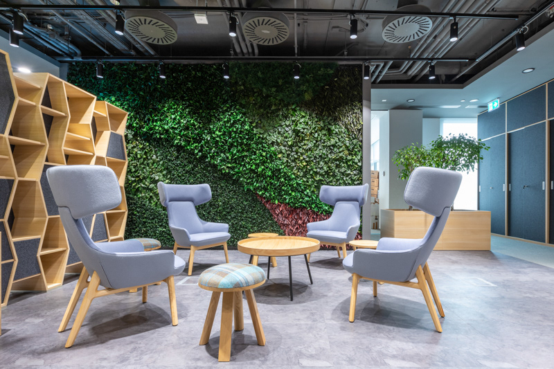 Anastasiya Gushchina丨银行丨Romanian Commercial Bank - The Bridge-9