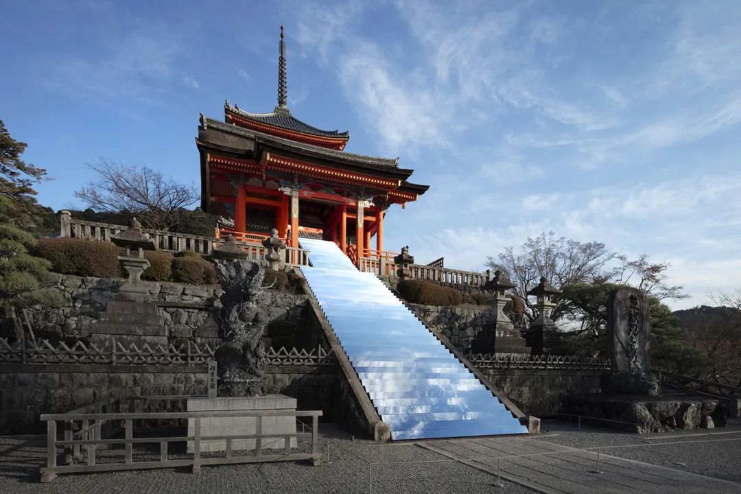 清水寺阶梯上的天空 · nendo 的镜面艺术装置丨日本京都-41