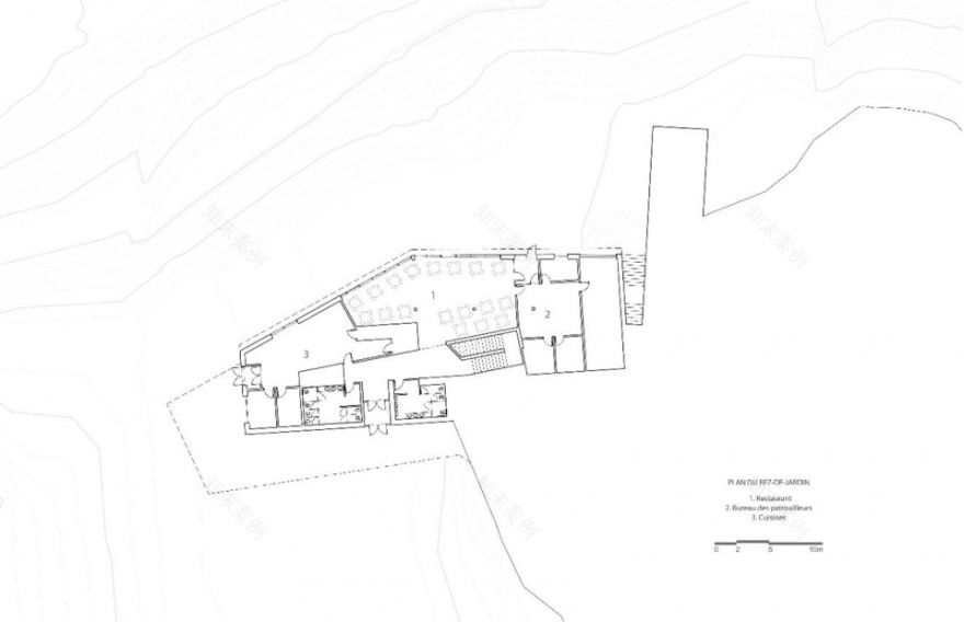 Bromont 山顶小屋 | 自然与人工的巧妙结合-53