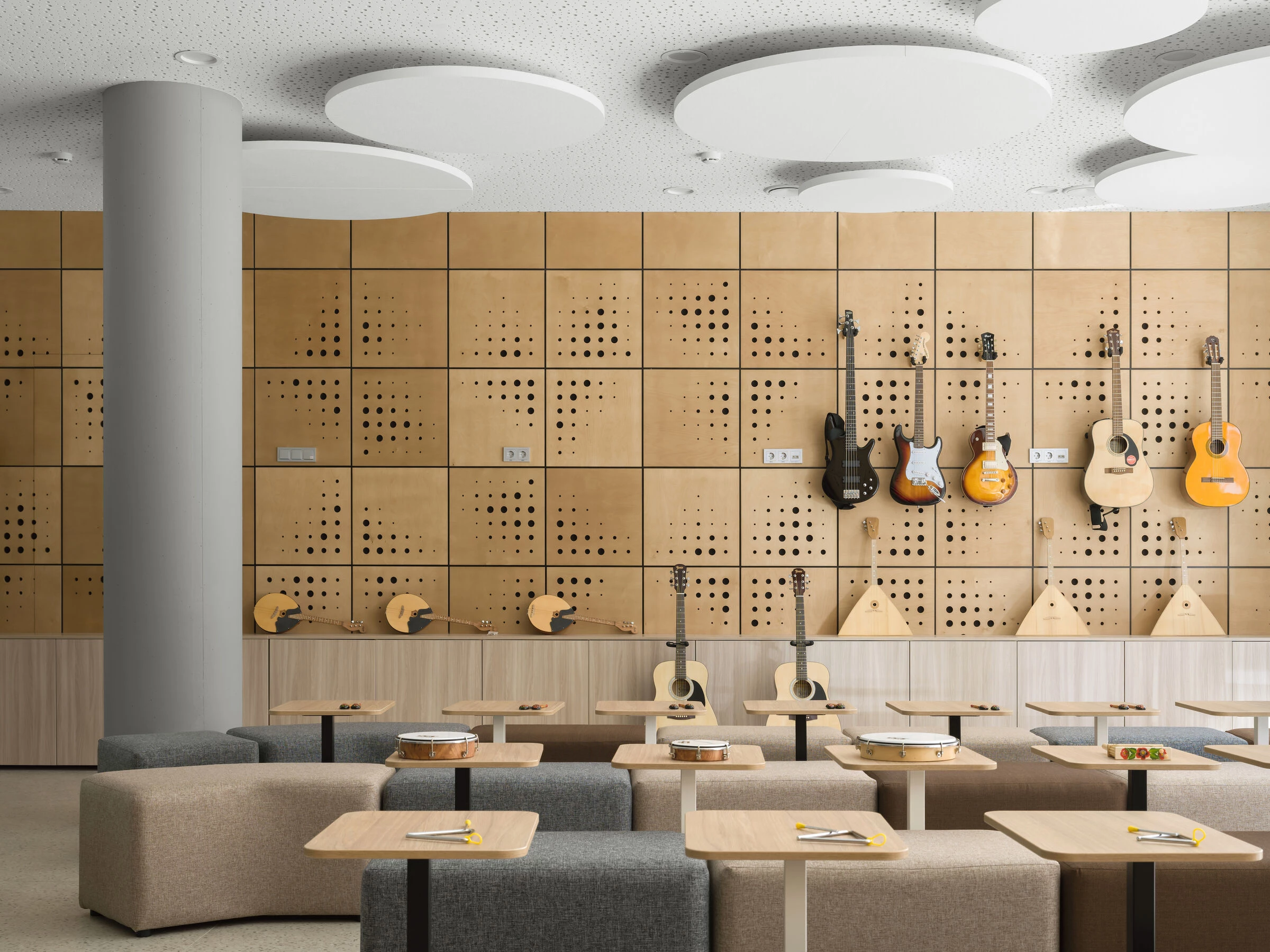 新西伯利亚公立学校丨俄罗斯新西伯利亚丨Brusnika Company,SVESMI-89