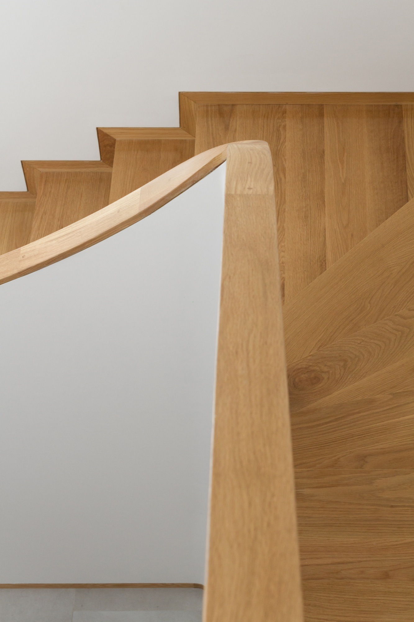 葡萄牙 Agueda 住宅——地形与空间的完美融合-35