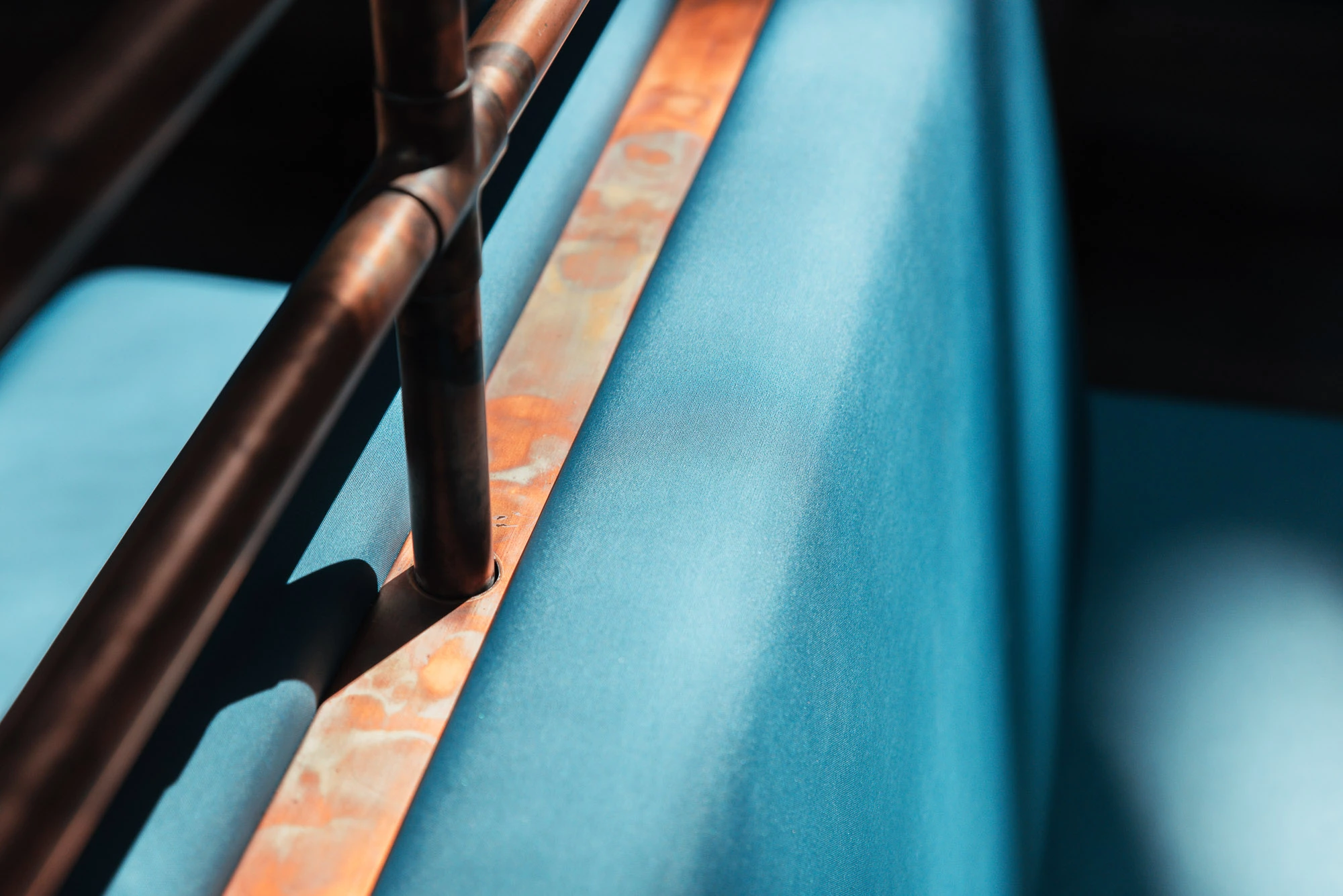 波兰 Stary Browar 购物中心现代厨房风格美食广场-23