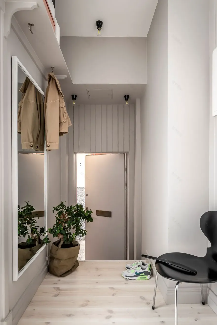 瑞典 1904 年建筑的 41m2 公寓改造 | 古典与现代的完美融合-23