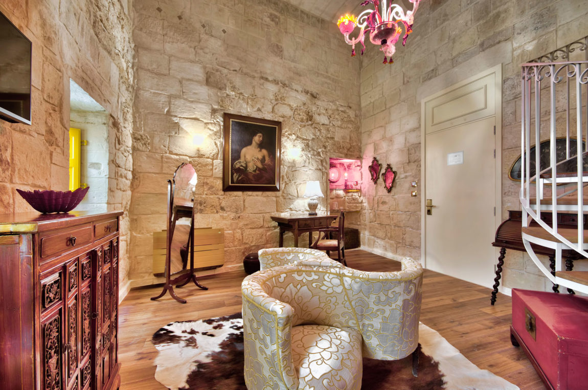 Fantastic Hotel Located in the Historical Heart of a Magical Mediterranean Island-18