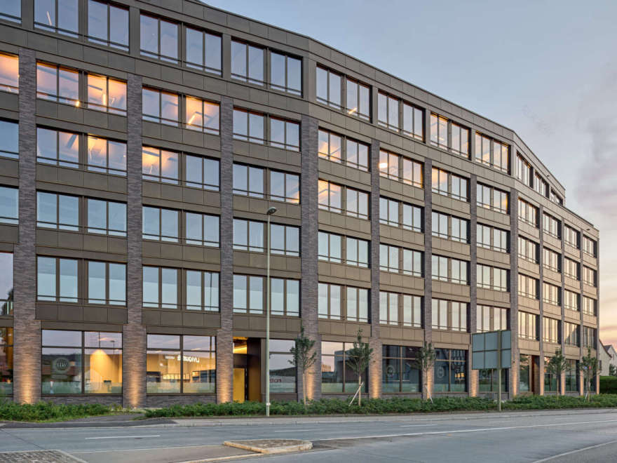 普拉特恩市经济之家-24