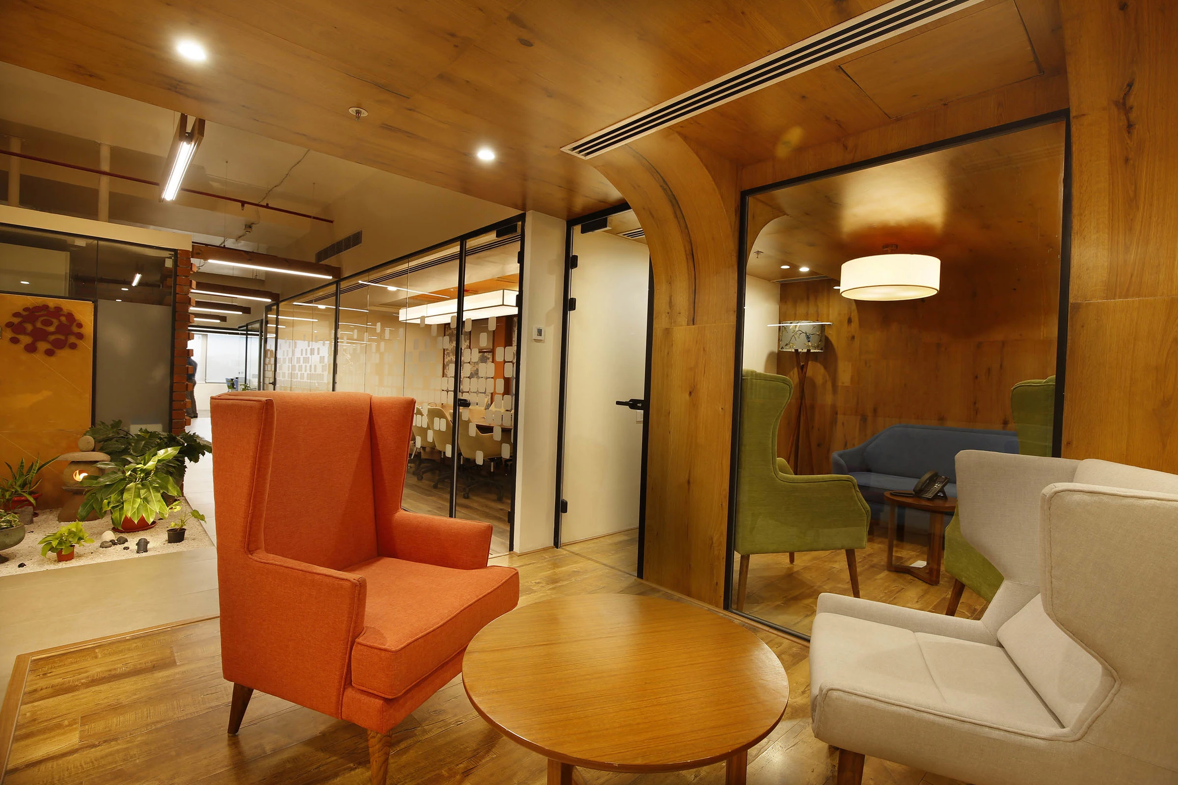 活力四溢的印度总部办公空间-31