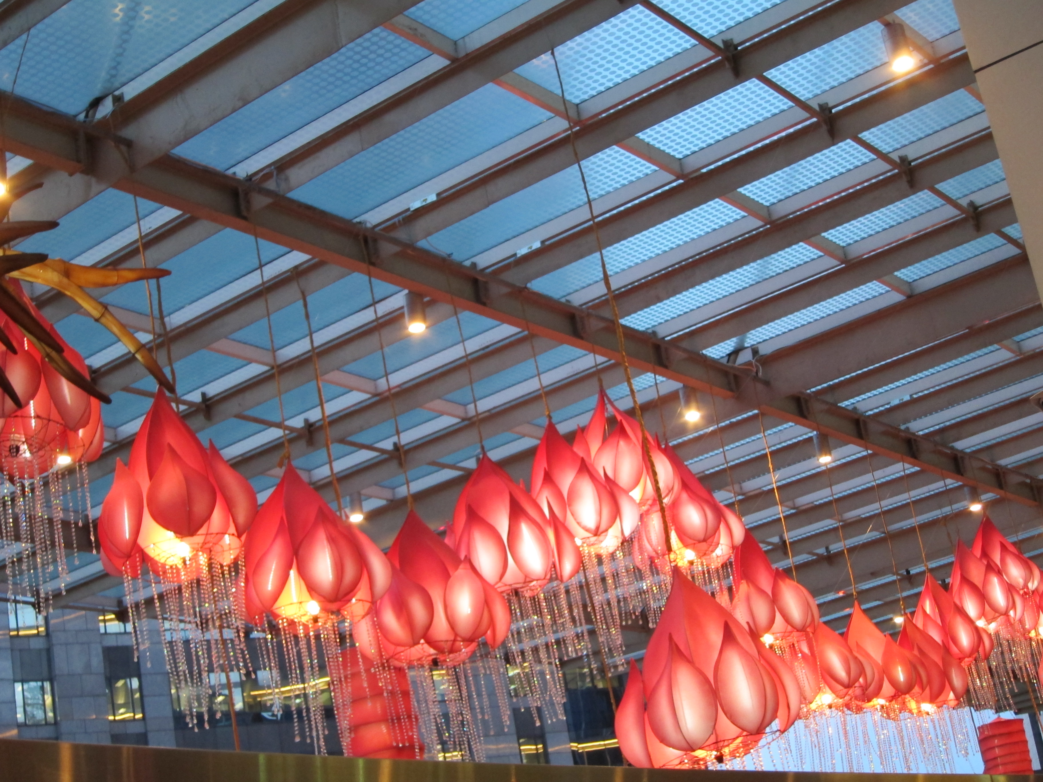 莲花与龙虚拟机人民币装饰丨印度尼西亚雅加达丨SixPoint-9