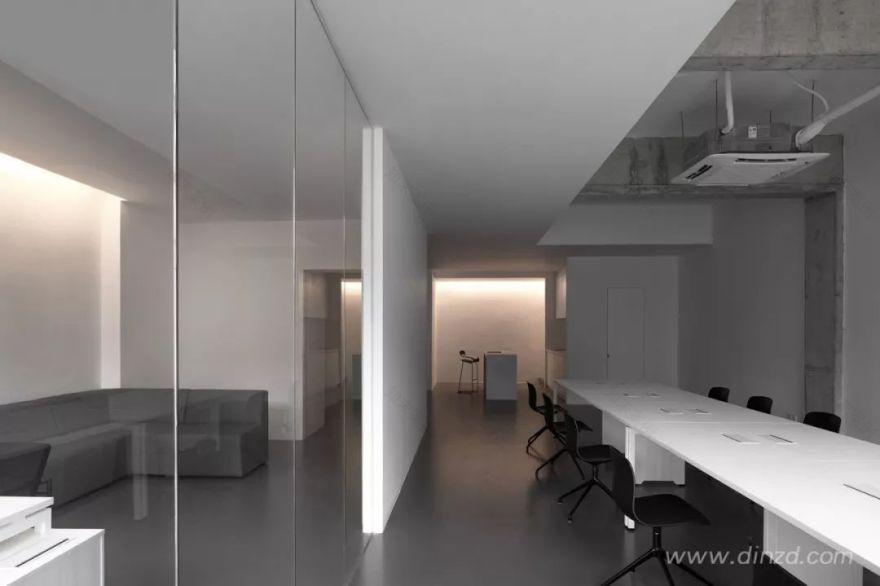 叛逆者 JYC 服饰办公空间 | 几何美学与功能性的完美融合-63