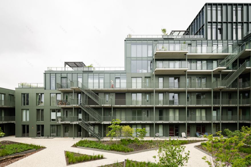 House at the Harbor / Powerhouse Company-20