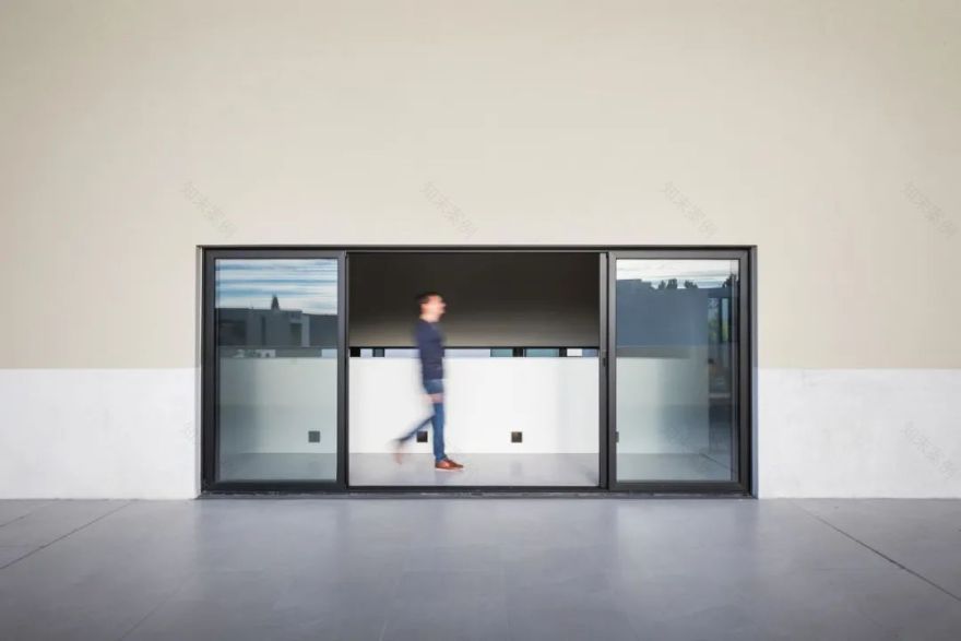 双层叠加的郊区住宅 | 开放性与隐私的完美结合-24