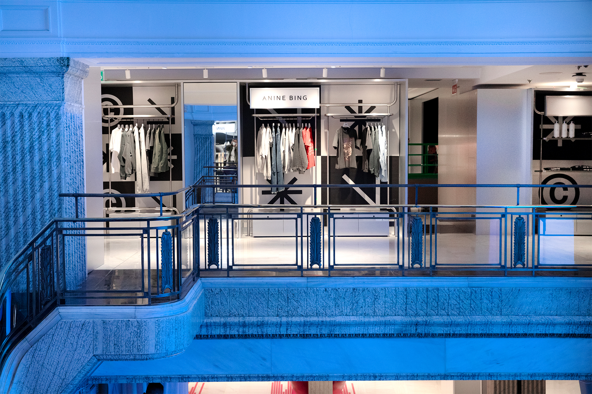 WOW 在线购物体验店丨西班牙马德里丨External Reference-68