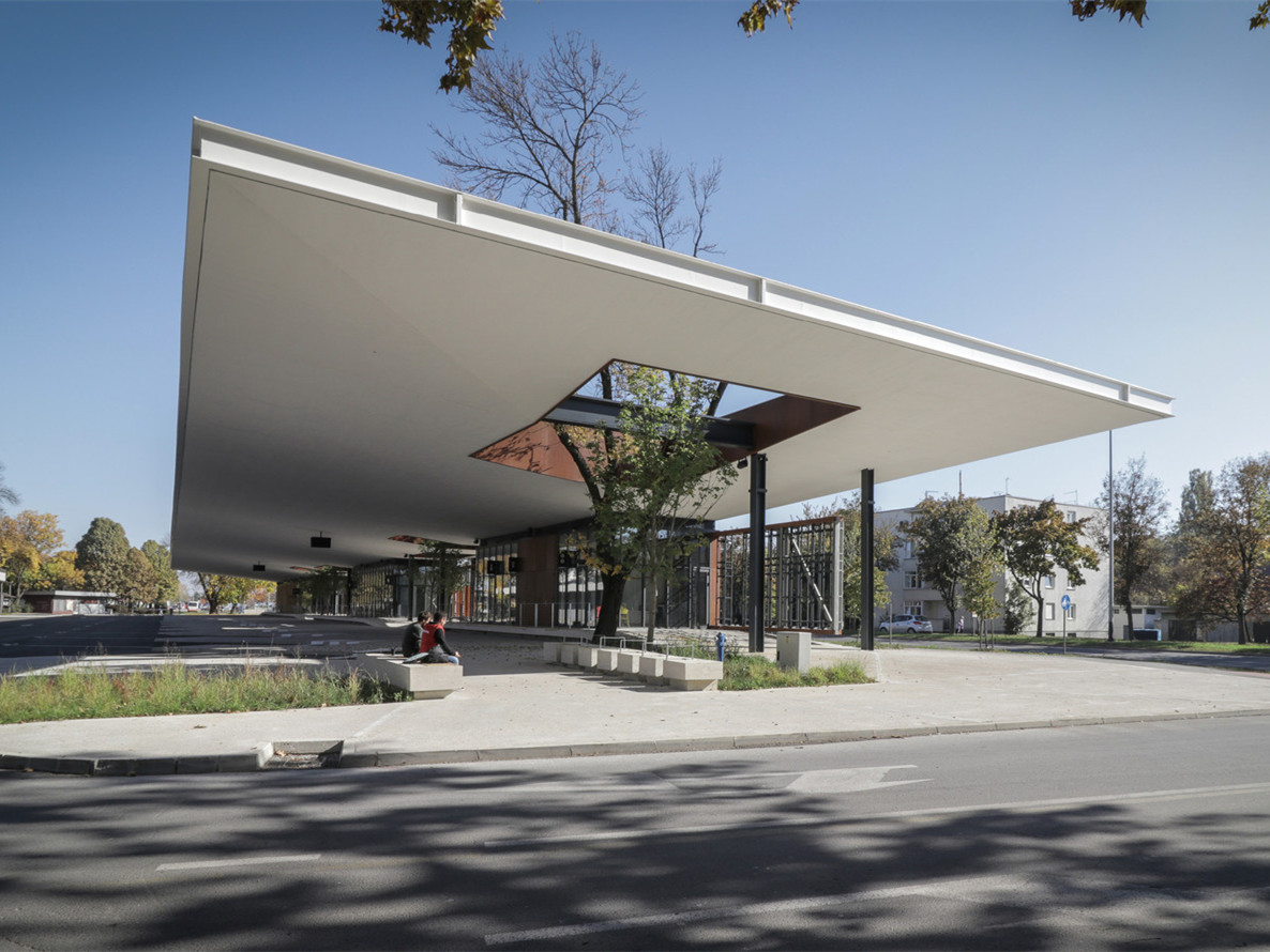 克罗地亚斯拉沃斯基·布罗德位巴士总站丨桑格勒+AVP 建筑师事务所-4