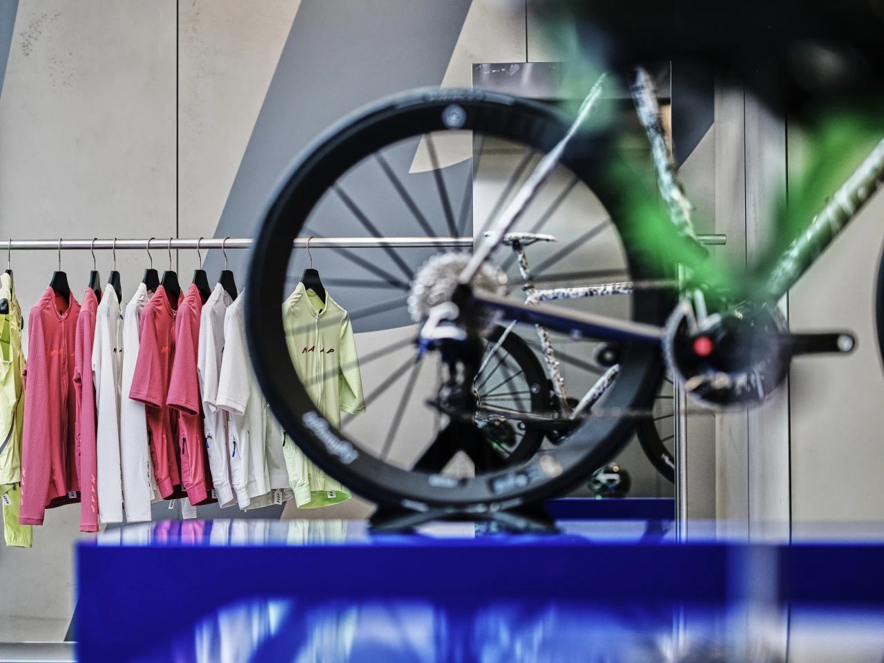 服装店丨中国上海丨DEDODESIGN architects-12