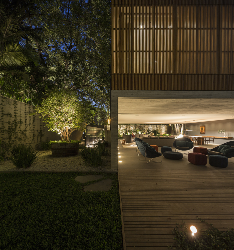 巴西 3V 住宅 | 混凝土与木质的透明对话-49