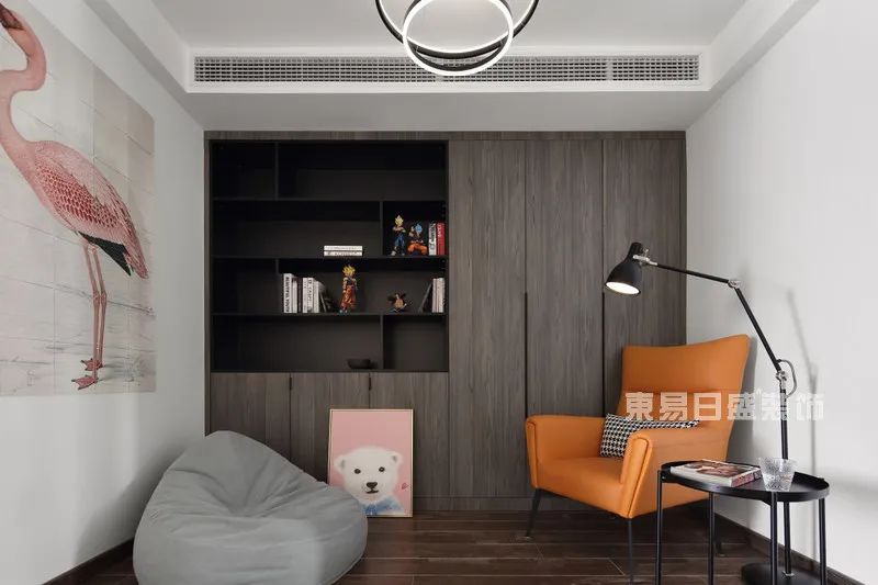 开放式多功能客厅设计，这个北欧风真全能！实拍230㎡北欧风别墅设计-8