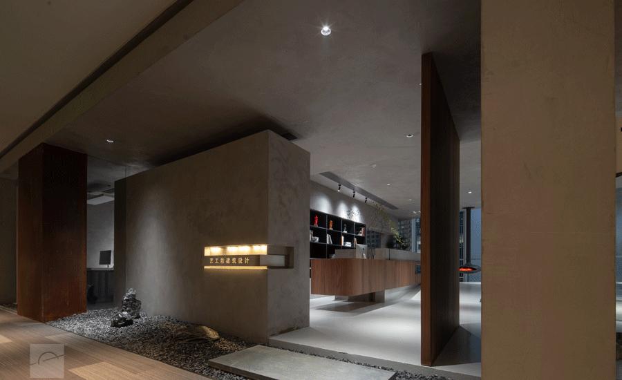 原木简约风设计事务所丨离×合设计事务所-1