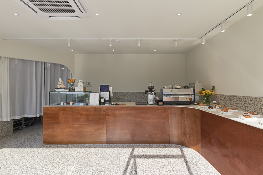 16 坪现代咖啡厅，简约风格中的温馨之作-8