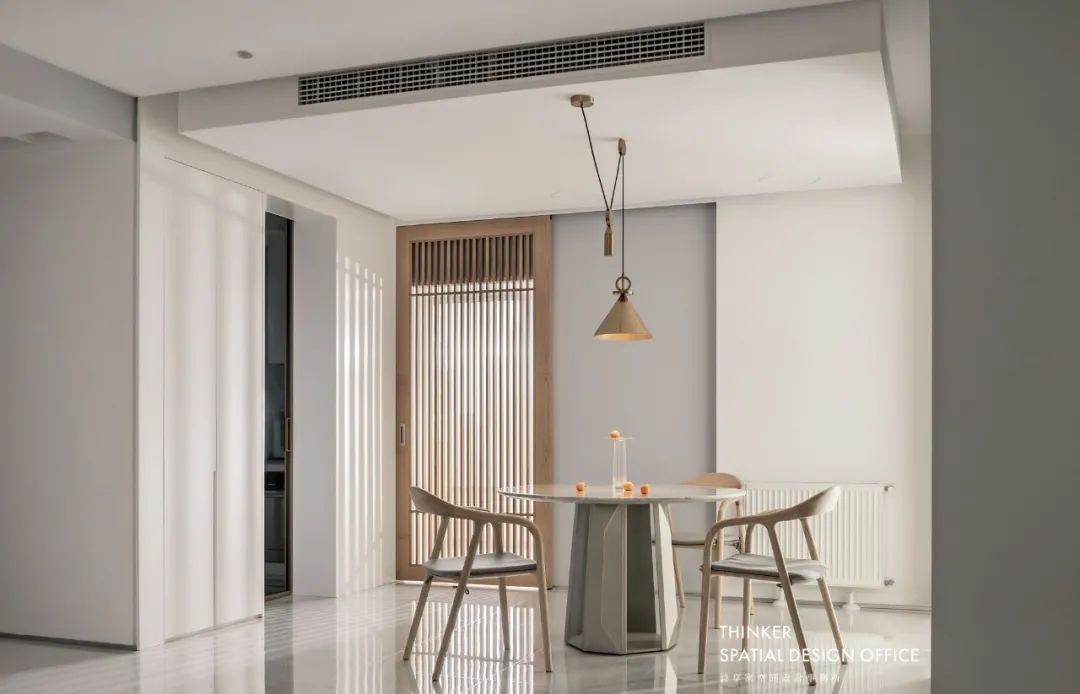 国博新城禅意之家 | 原木留白,三代同堂的宁静空间-43