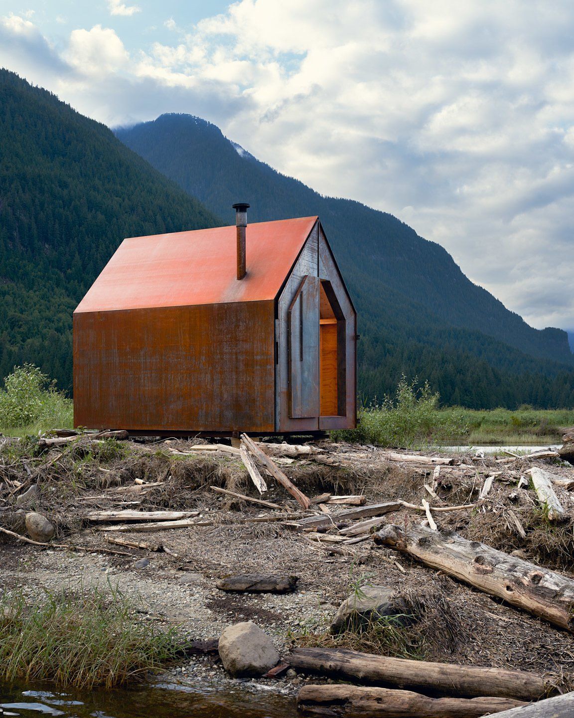 Tiny Corten Steel Cabin Gets More Beautiful With Each Passing Day-8
