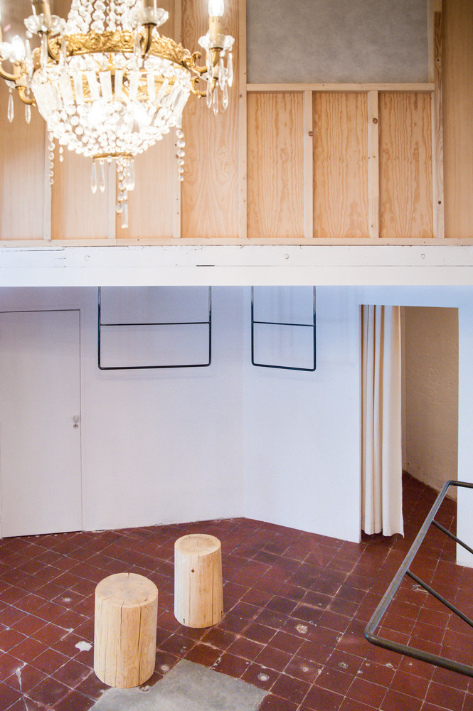 法国马赛百年老屋翻新成商店与展览空间-29