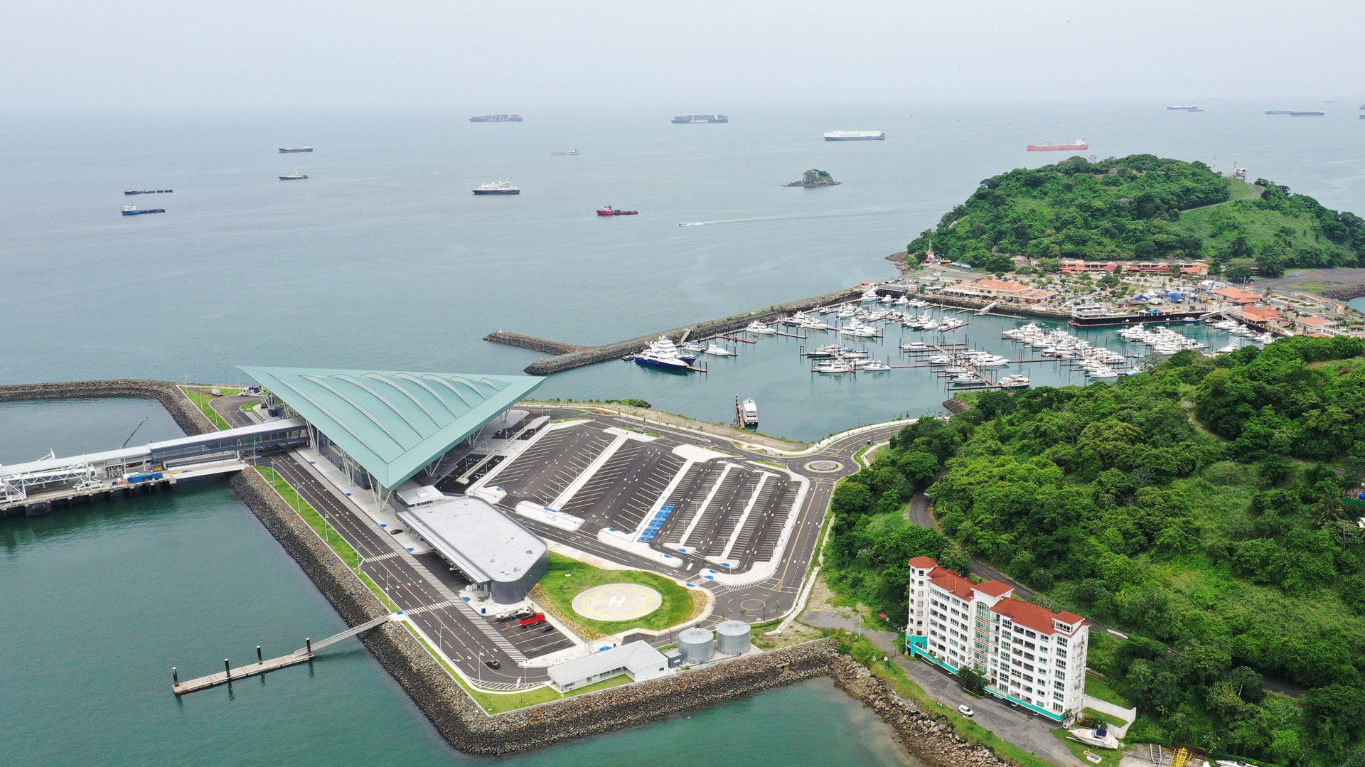 阿马多尔邮轮码头丨尼泊尔佩里丨Mallol等团队众多设计师-17