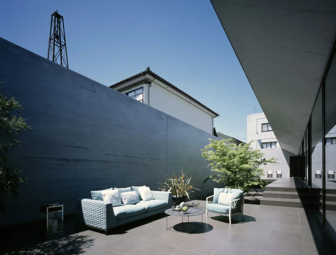 日本野兽派庭院住宅-52