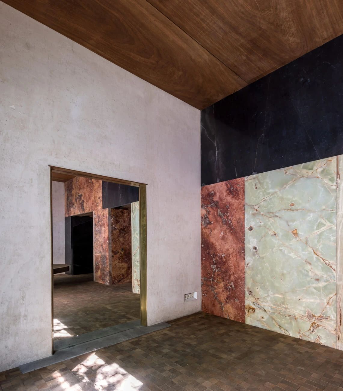 马德里 Brutalist 鞋履陈列室丨西班牙马德里丨Francisco Alonso-28