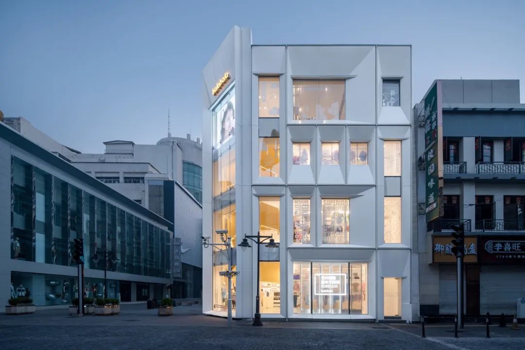 天津滨江道 Balabala 旗舰空间改造 | 点亮社区新生命-38