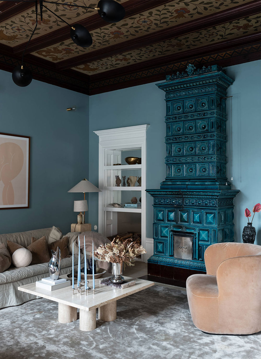 斯德哥尔摩 19 世纪哥特风格公寓，惊艳的彩绘天花板-2