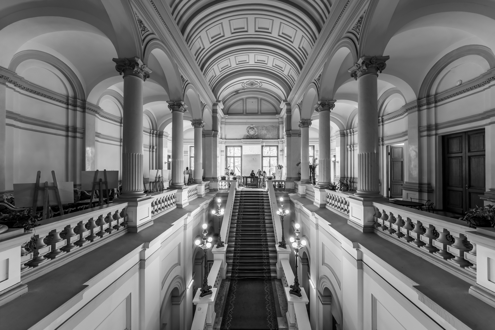 Казанская 7-1