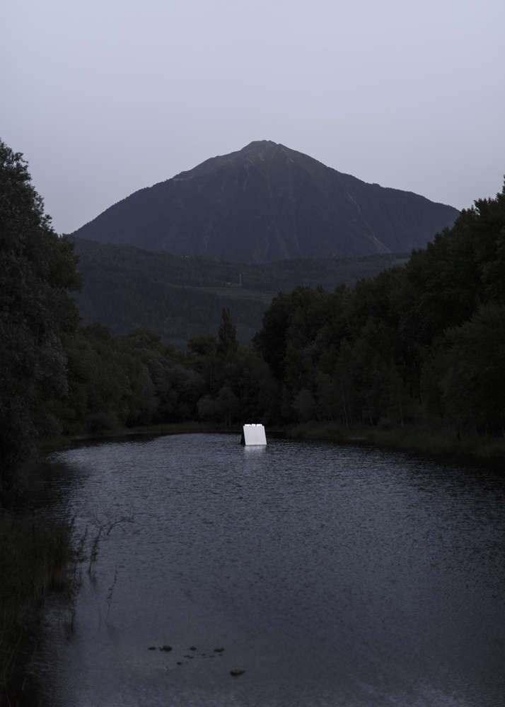 瓦利斯三年展

注：Triennale常见指三年展，Valis不太明确其具体含义，如果它是特定人名、地名、品牌名等，需结合具体背景确定更合适的译法，这里暂按字面音译处理 丨瑞士-33