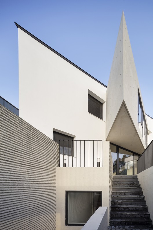 Butterfly House  HH Architects-1