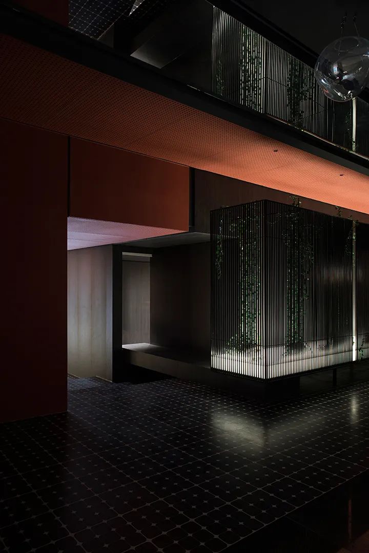 厦门地下餐厅融入天然氧吧,打造轻灵惬意就餐氛围-14