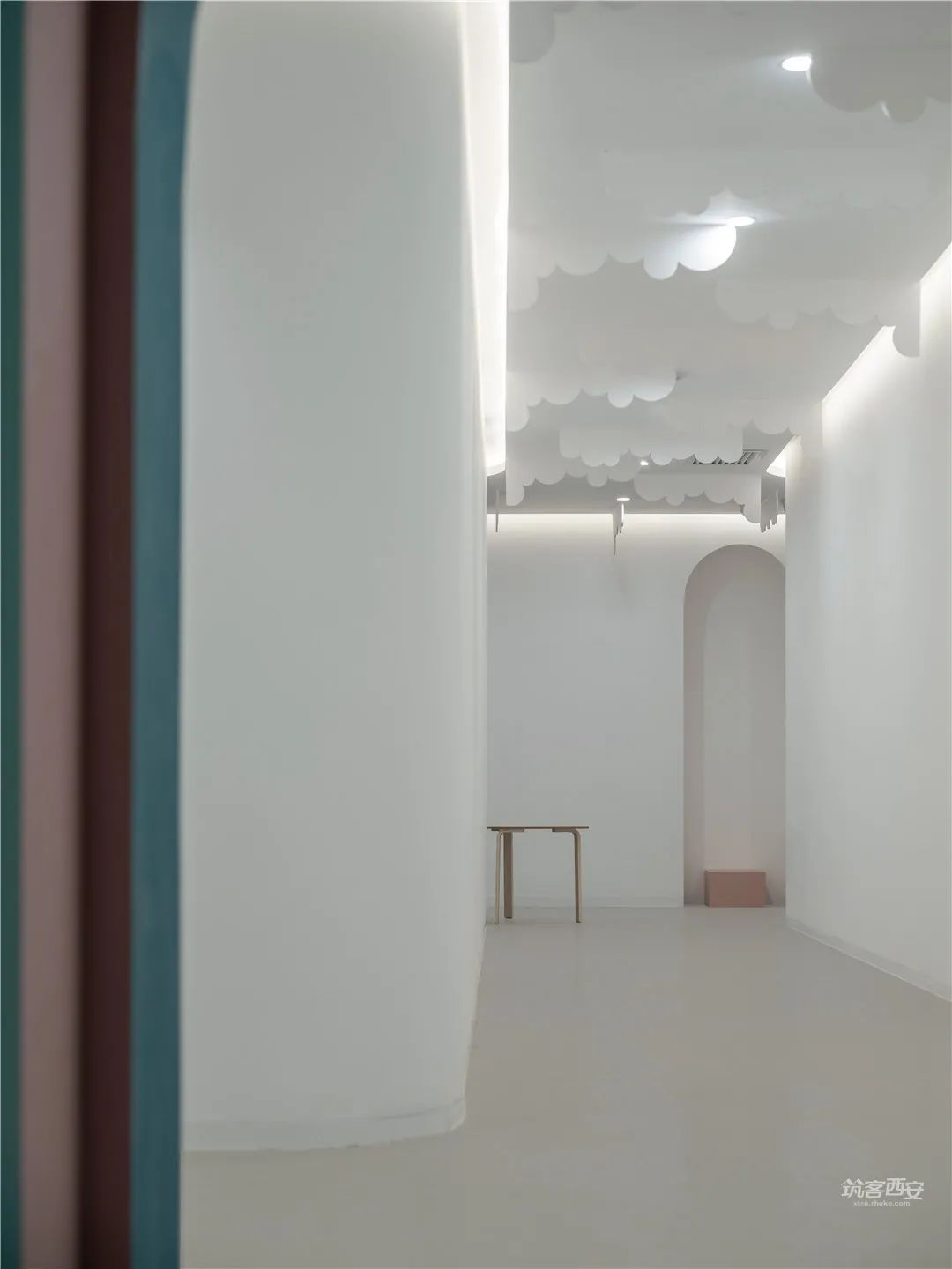 国娇艺术中心丨中国西安丨徐任芳,张佳奇-25