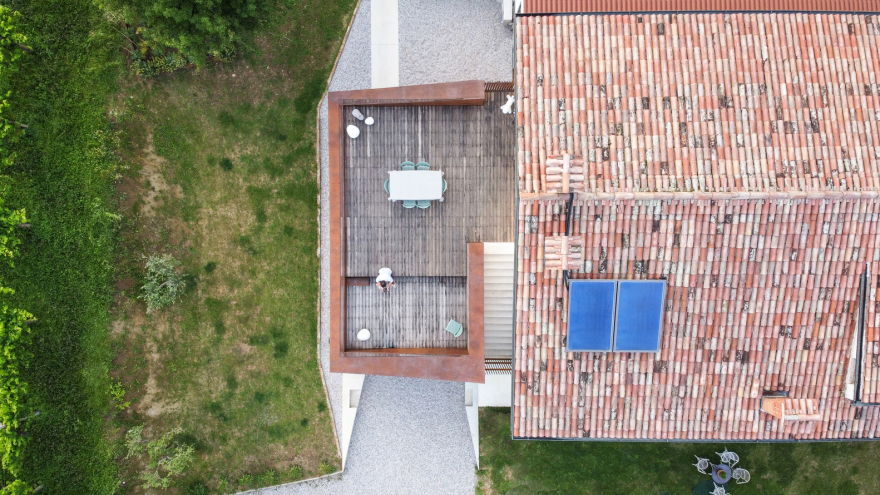 意大利乡村风格的家庭珠宝仓库展示空间-27