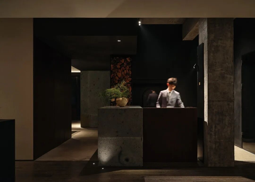 “照青苔”中餐厅丨中国杭州丨八荒设计团队-16