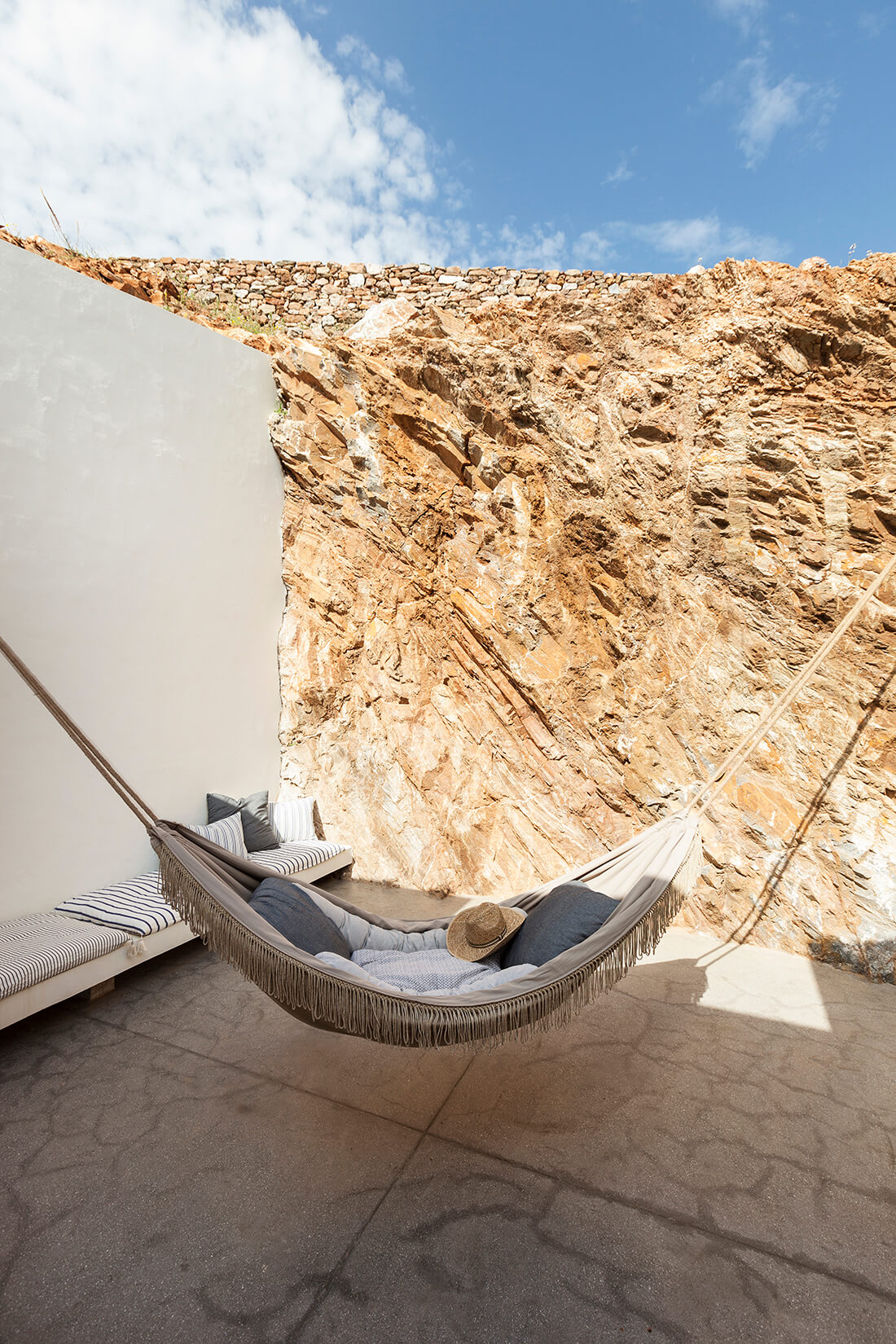 Residence in Syros II 住宅丨Block722-23