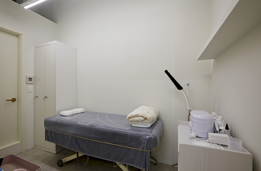 现代简约风 12 平米网购小店室内设计案例-6