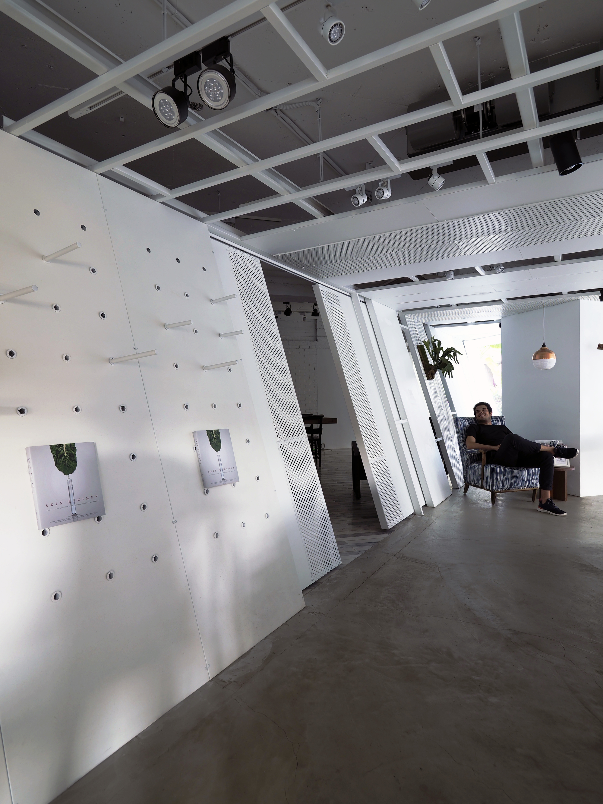 偷工减料商店和画廊-17