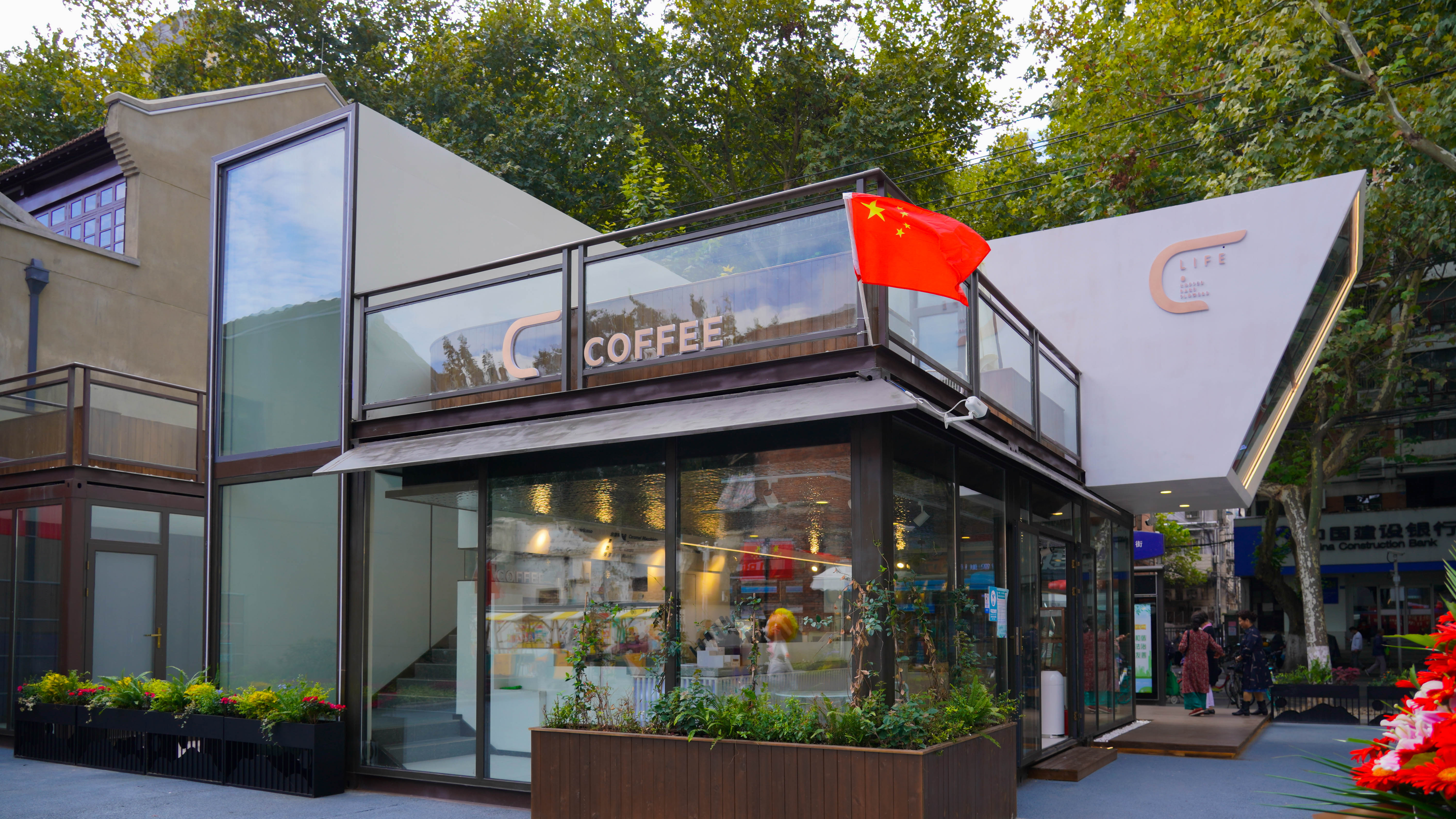 好喝又好看的集装箱咖啡店，拍照饮咖两不误~-1