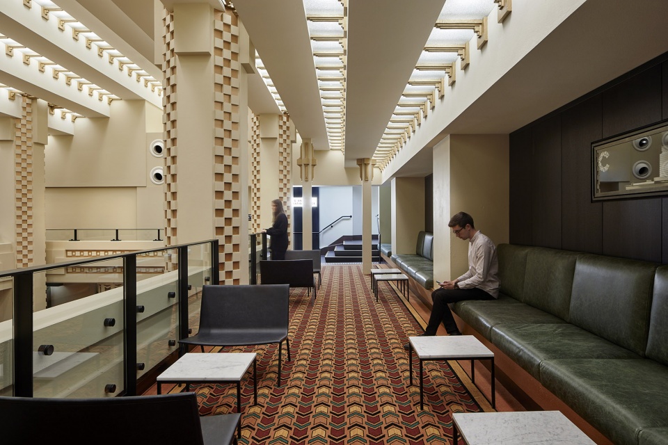 墨尔本皇家理工大学帝苑剧院 Si· Degrees-30