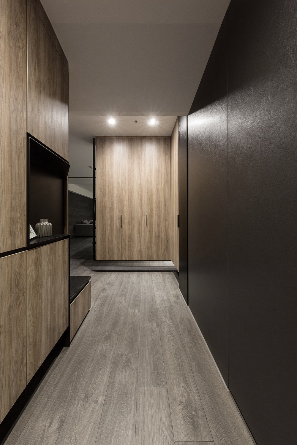 极简现实主义家居，释放宽敞空间-14