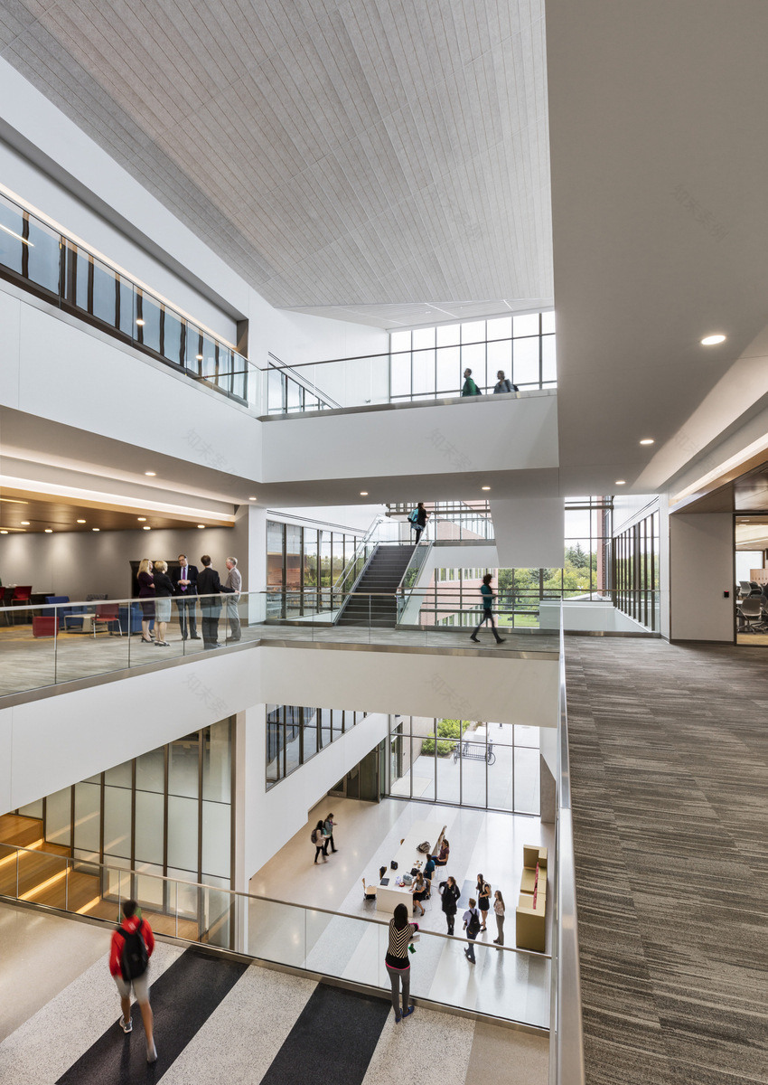 北达科他大学医学院+健康科学学院-23