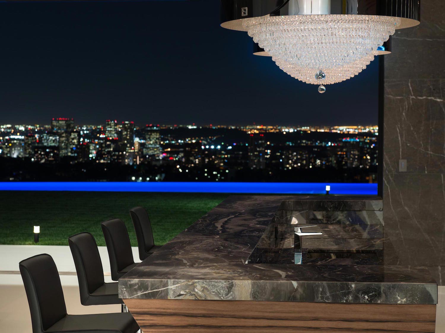 斯特拉德拉超现代杰作住宅在好莱坞山-9