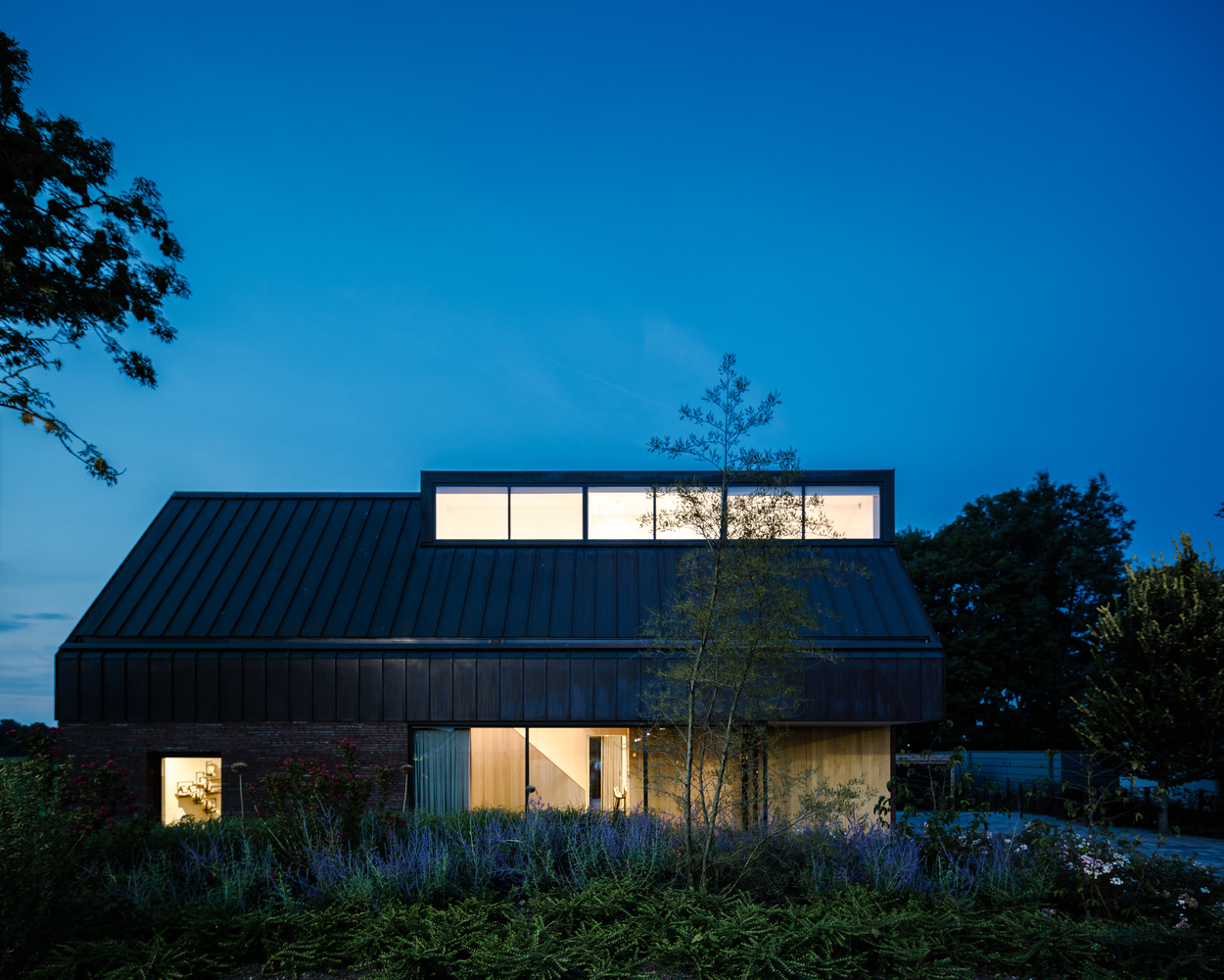 荷兰 IJsselstein 别墅,现代简约与能源管理的完美结合-36