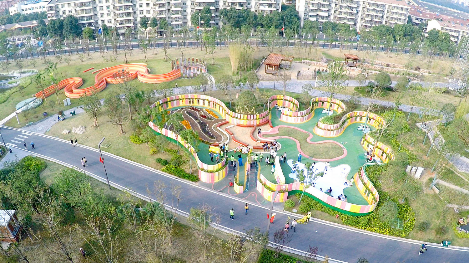 儿童景观场地，武汉 / 上海怡仁景观规划设计有限公司-2