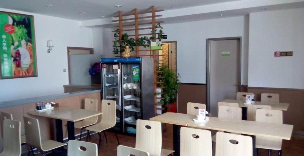 
建设大路辣洋洋 -3